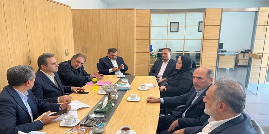 بازدید رییس هیأت‌مدیره بانك صنعت و معدن از شعبه رشت و واحدهای صنعتی استان گیلان