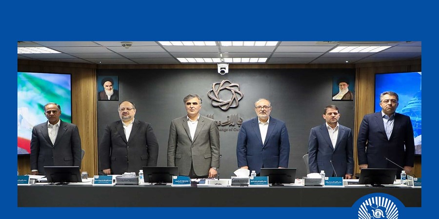 رونمایی از طرح پیش‌فروش ارز صادراتی برای اولین بار در بانک تجارت کلید خورد