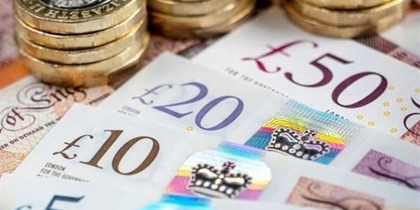 سقوط پوند انگلیس زیر سایه تردیدهای سیاسی