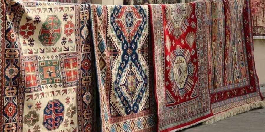 قاچاق گسترده فرش افغانستان به ایران/ مهمترین مطالبه بافندگان و فعالان صنایع دستی، بیمه است