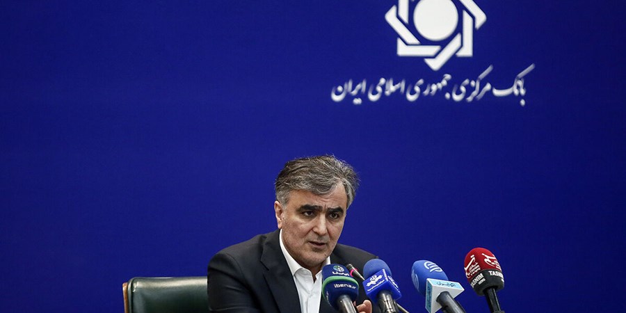 فرزین: عرضه ارز در بازار تقویت می‌شود/ توافق جدید بانک مرکزی با پتروشیمی‌ها و فولادی‌ها