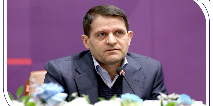 نخستین همایش هم‌اندیشی بانک صادرات ایران با فعالان صنعت پتروشیمی برگزار شد/ معاون وزیر نفت و مدیرعامل شرکت ملی صنایع پتروشیمی: توسعه سرمایه‌گذاری در پتروشیمی بدون بانک‌های بزرگ امکان‌پذیر نیست