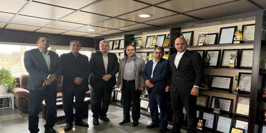 بازدید مدیران بانك صنعت و معدن از شعبه كرمانشاه و واحد تولیدی مارپیچ باختر