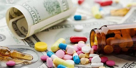تأمین ۸۰۰ میلیون دلار ارز برای دارو و تجهیزات پزشکی تا نیمه تیرماه