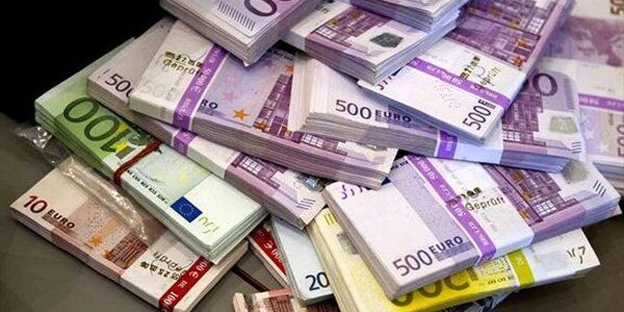 پیش‌بینی جایگزینی یورو با دلار