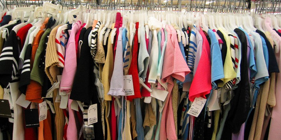 چند درصد بازار در اختیار پوشاک وارداتی است؟