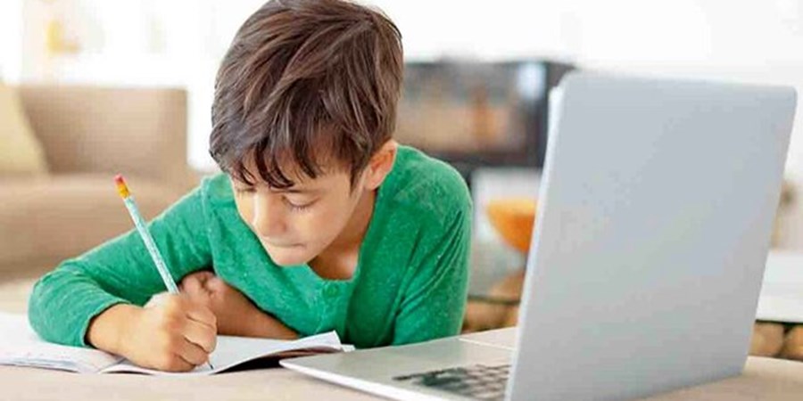 والدین چقدر به دنیای مجازی کودکان توجه دارند؟