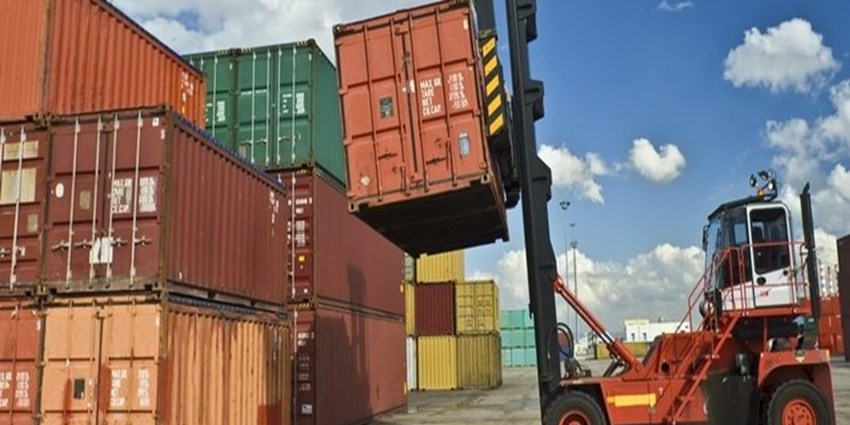 رشد ۳۰ درصدی تجارت ایران و اتحادیه اروپا/ واردات ایتالیا از ایران ۲ برابر شد