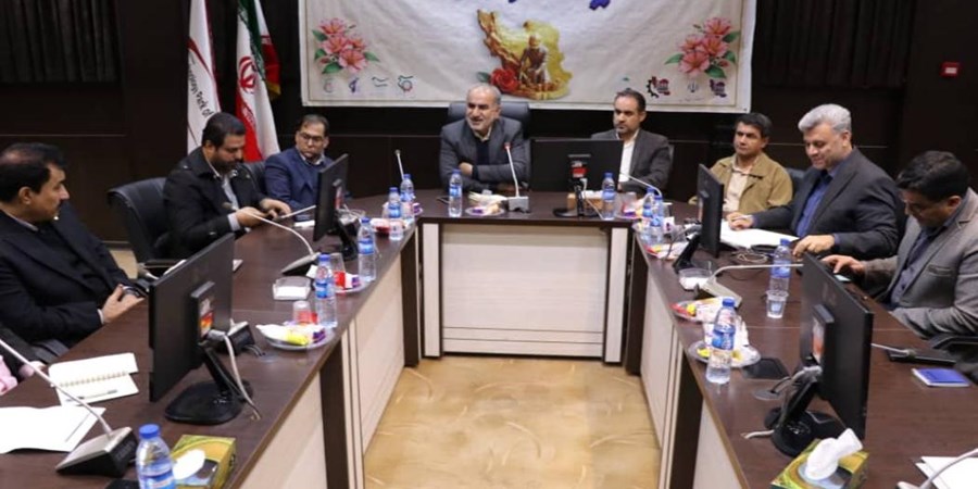 نشست میز خدمت بررسی مسائل واحدهای تولیدی و صنعتی در شهرك صنعتی بزرگ شیراز برگزار شد