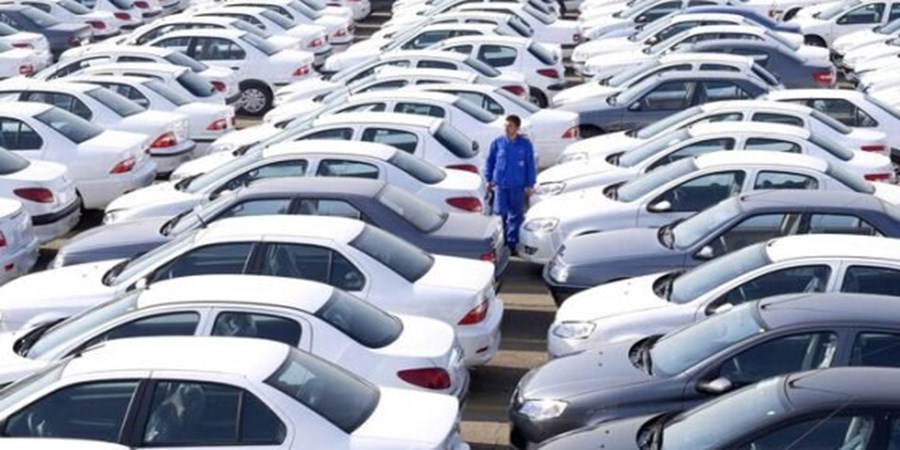 خودروسازان روی دور گرانی/ ناظری نیست؟