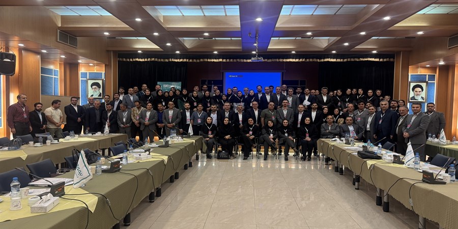 همایش آموزشی تخصصی نمایندگی‌های فروش شمال غرب بیمه دی در تبریز برگزار شد