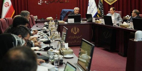 تاکید وزیر اقتصاد بر حمایت همه‌جانبه‌ از بازار سرمایه